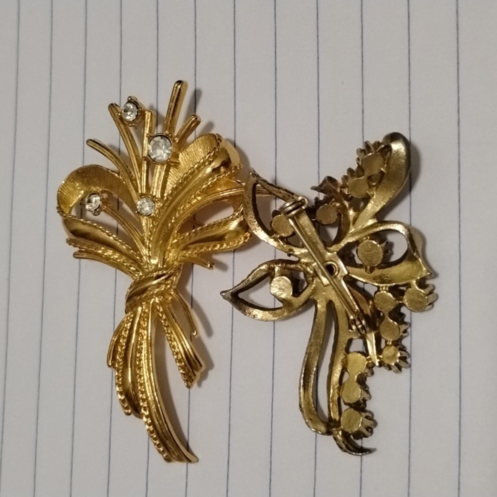 Two Brooches - Picture 3 of 4